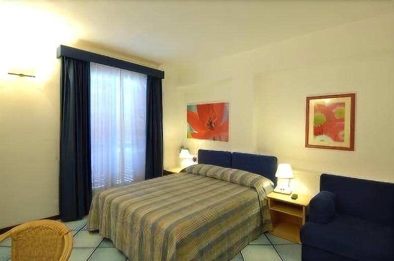Hotel Le Fioriere Praiano Buitenkant foto