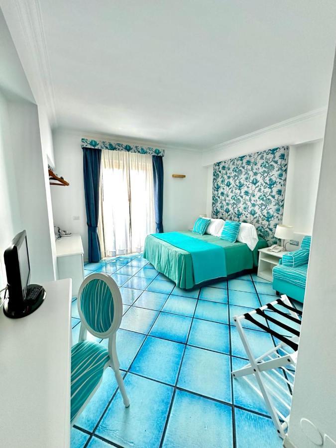 Hotel Le Fioriere Praiano Buitenkant foto