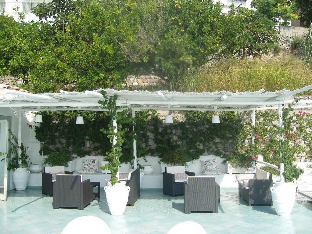 Hotel Le Fioriere Praiano Buitenkant foto
