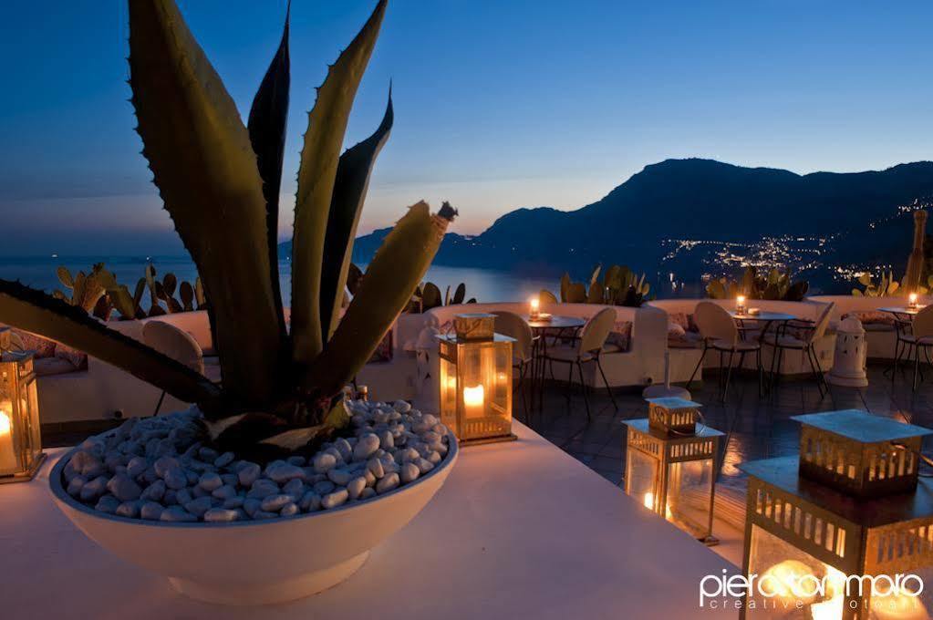 Hotel Le Fioriere Praiano Buitenkant foto