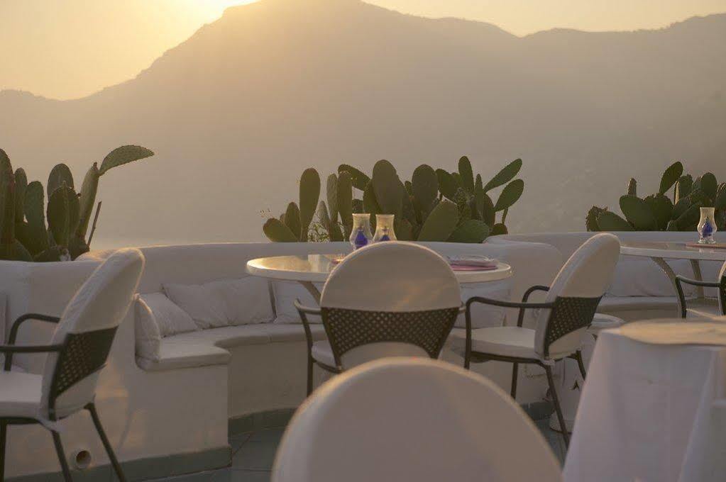 Hotel Le Fioriere Praiano Buitenkant foto